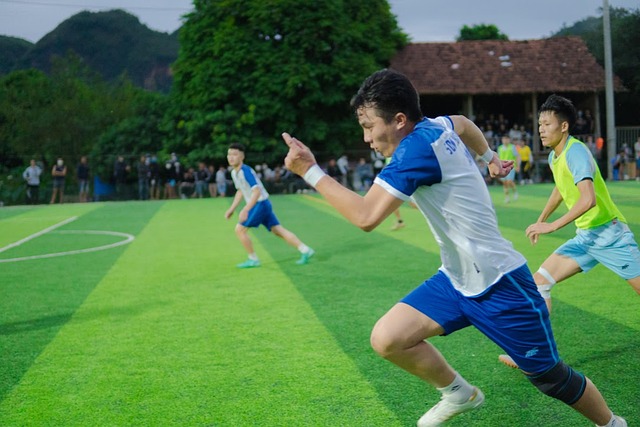 哈登表现抢 哈登表现抢